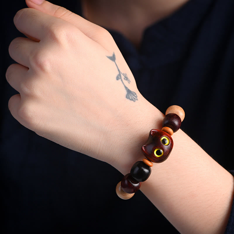 Pulsera de protección con piedras de Buda, hoja pequeña, sándalo rojo, madera de ébano y gato grabado