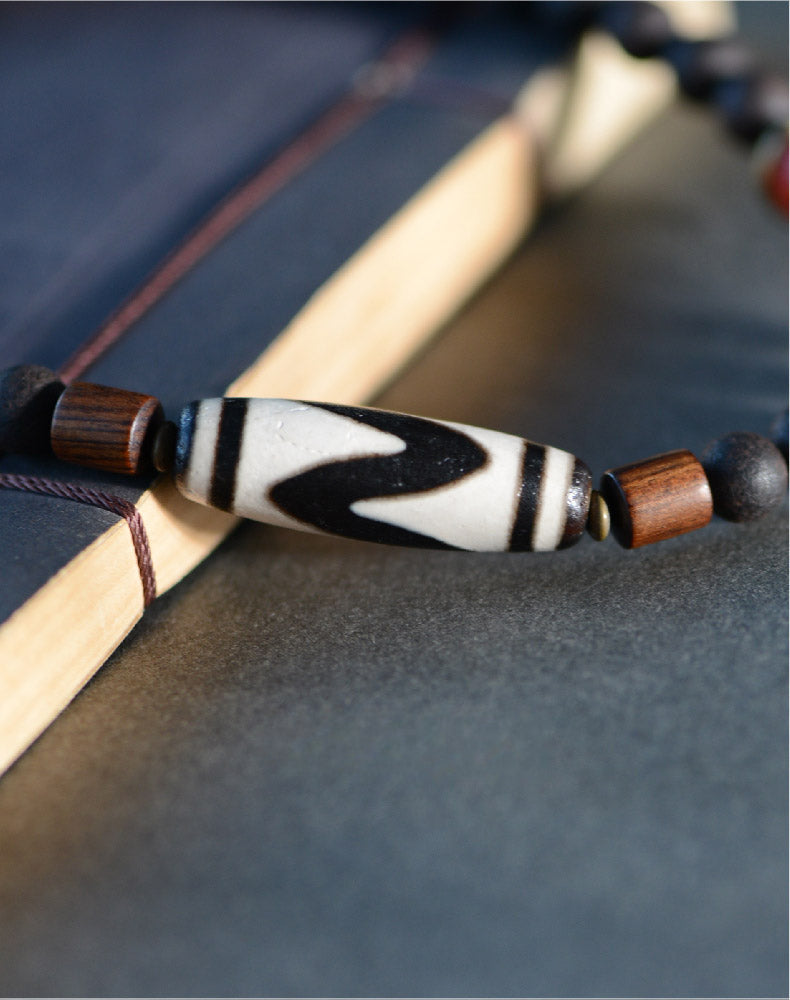 Ebony Tiger Tooth Dzi Beads Bracelet