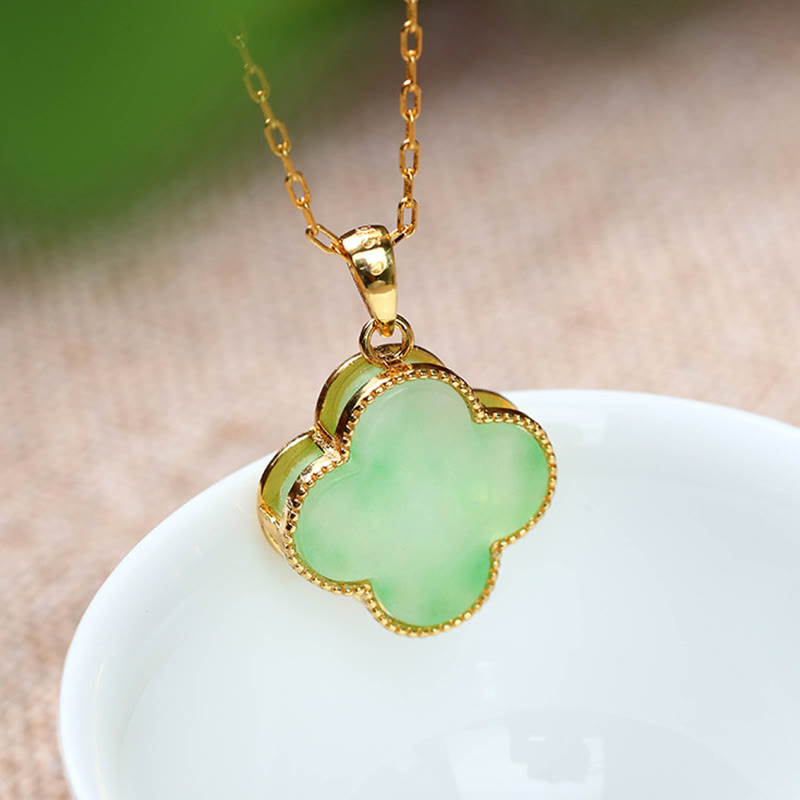 Buddha Stones Vierblättriges Kleeblatt Jade Muster Glück Halskette Anhänger