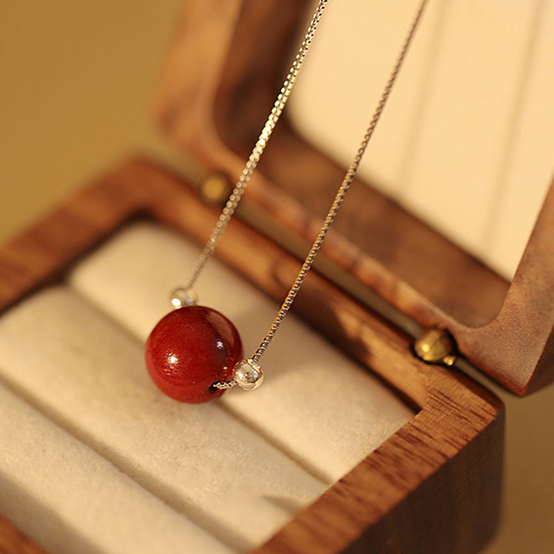 Collar con colgante de bendición de la calma con cuentas de cinabrio de Buda en plata de ley 925