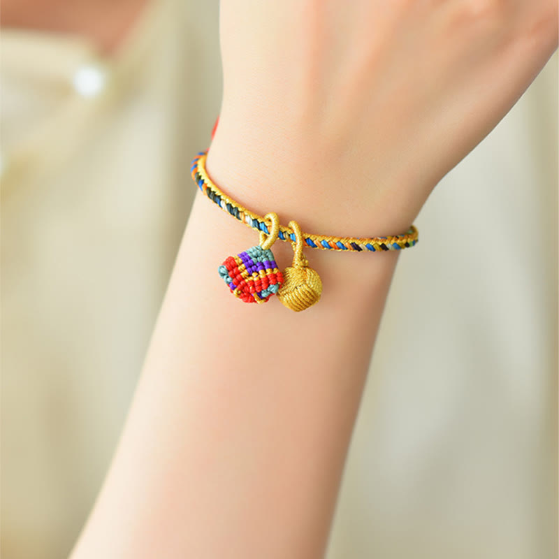 Buddha-Steine, buntes Seil, Glück, handgefertigt, Zongzi, goldene Kugel, Charm-Armband