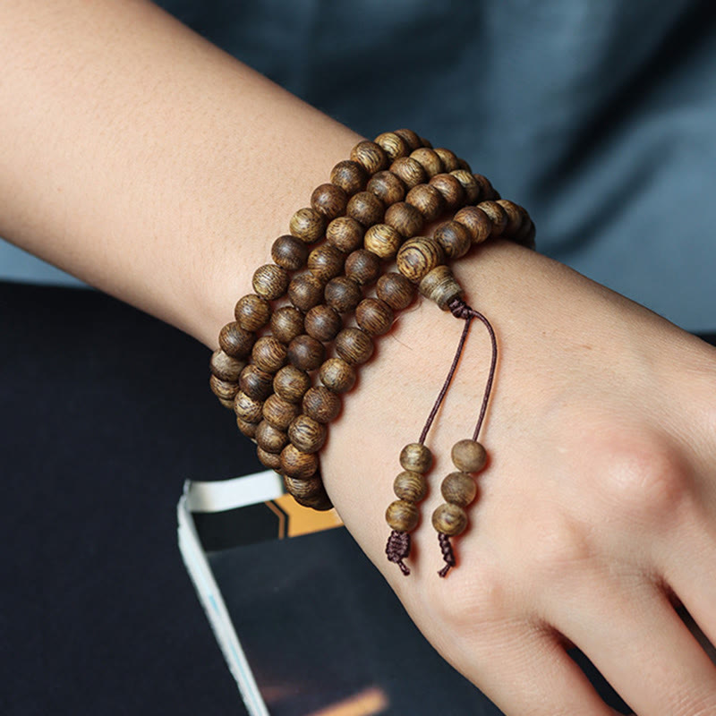 Piedras de Buda 108 cuentas Mala Huizhou verde Qinan Agarwood paz fuerza pulsera