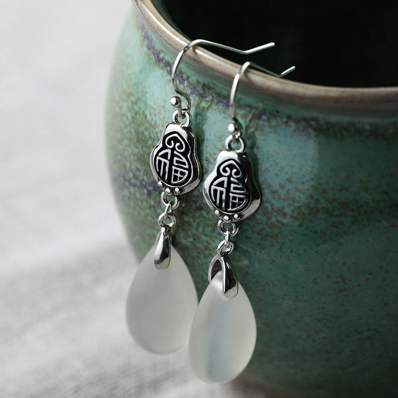 Buddha Stones Ohrringe aus 925er Sterlingsilber mit natürlichem Chalcedon, Fu-Charakter, positive Harmonie