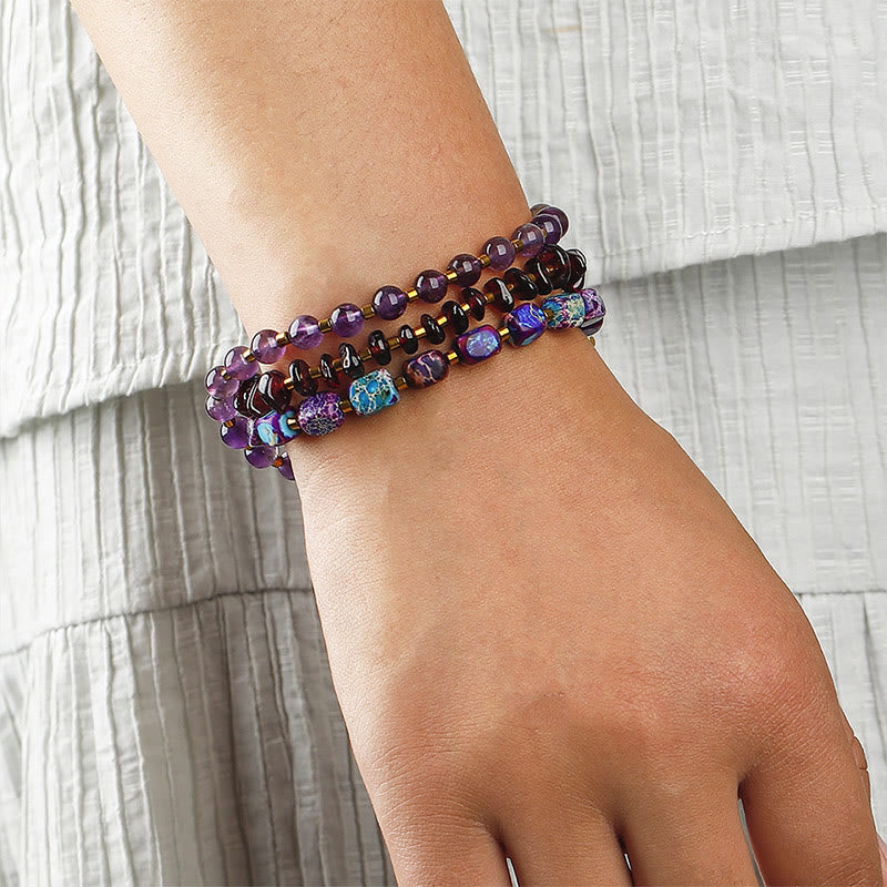 Pulsera de comunicación de triple vuelta con piedras de Buda, amatista, granate y piedra emperador