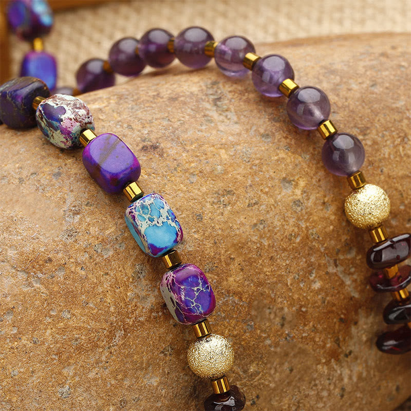Pulsera de comunicación de triple vuelta con piedras de Buda, amatista, granate y piedra emperador
