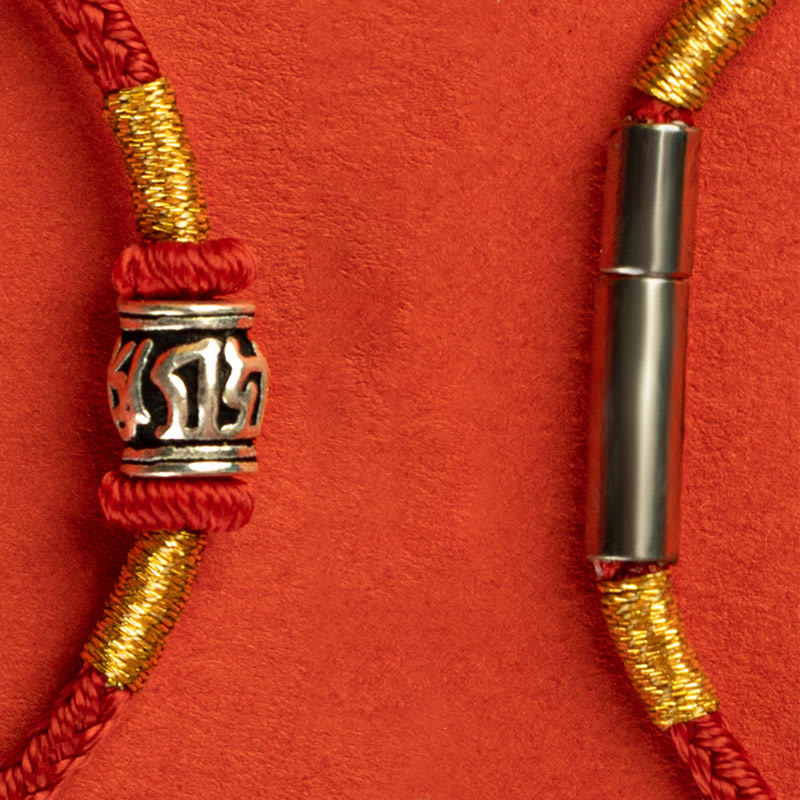 Pulsera de la Paz de Plata de Ley 925 con Piedras de Buda, Hilo Rojo y Hilo Negro, Seis Palabras Verdaderas