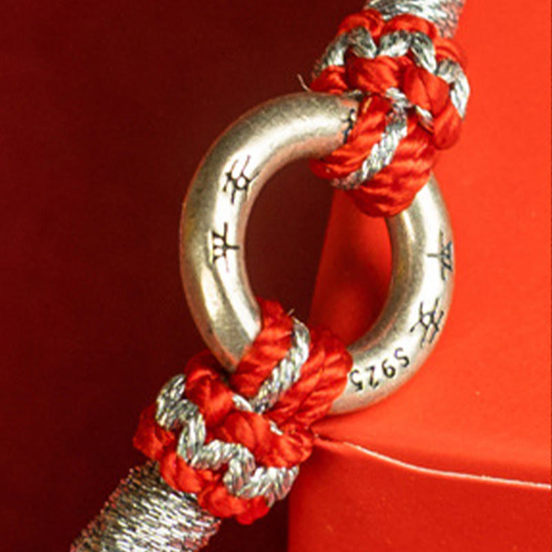 Pulsera de la suerte con hilo rojo de piedras de Buda en plata de ley 925
