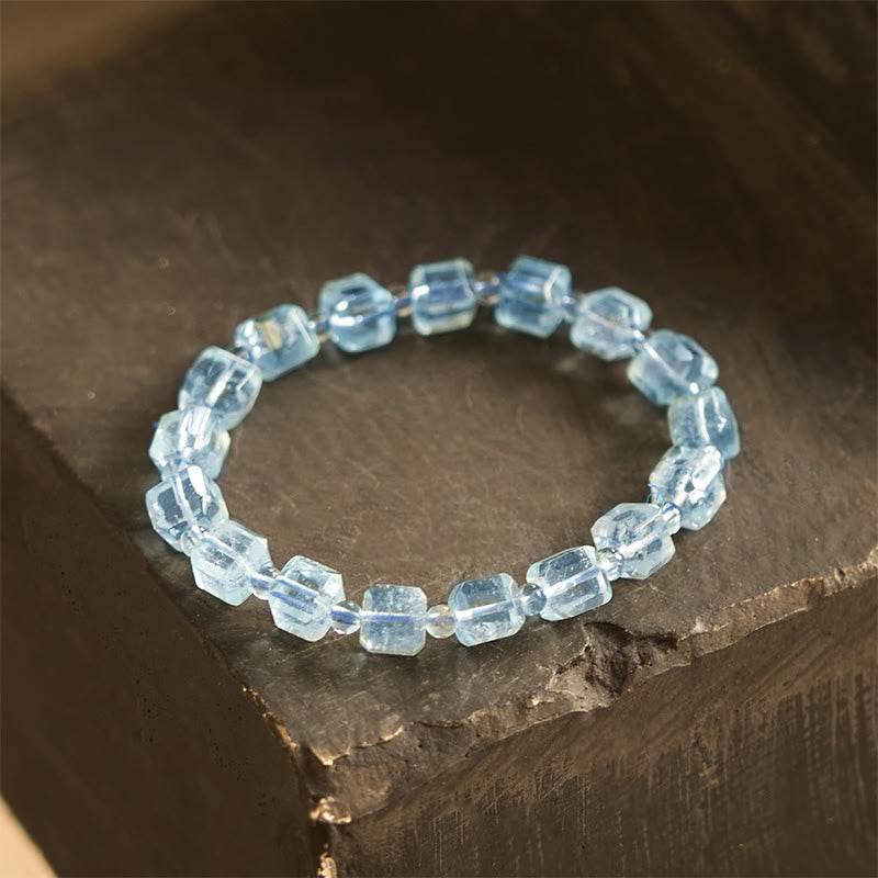 Pulsera de topacio azul con piedras de Buda y claridad