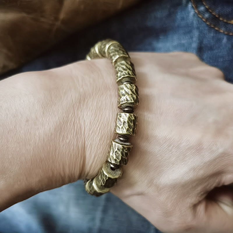 Pulsera de la suerte con diseño de cráter de meteorito de cobre y piedras de Buda