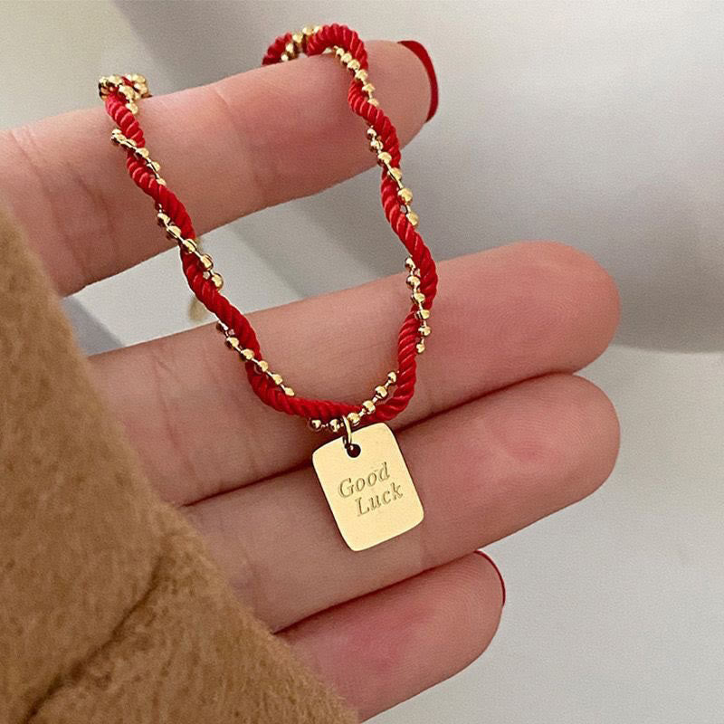 Buddha Stones Rote Schnur Vergoldetes Kupfer Glücks-Stärke-Armband