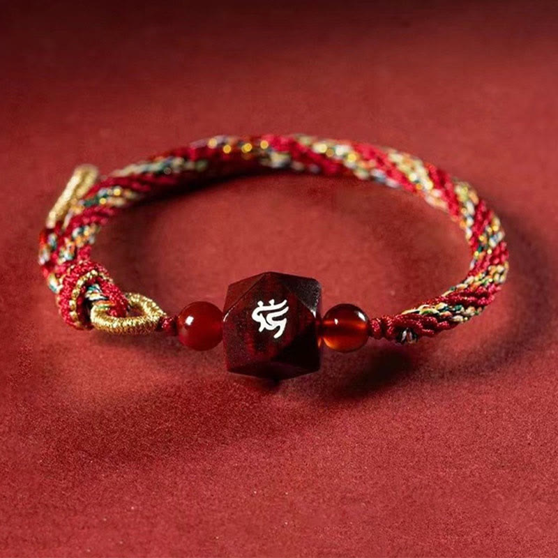 Pulsera de protección de hilo rojo de sándalo rojo con hojas pequeñas de Buda natal del zodíaco chino y piedras de Buda