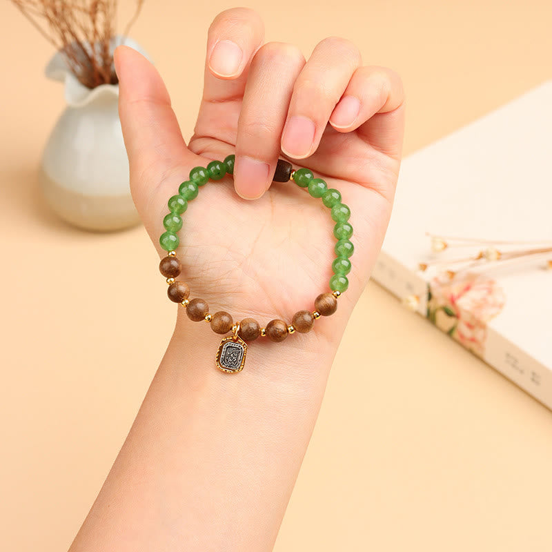 Armband mit Buddha-Steinen, Kalimantan-Adlerholz, grünem Chalcedon, Zakiram, Göttin des Reichtums, Stärke
