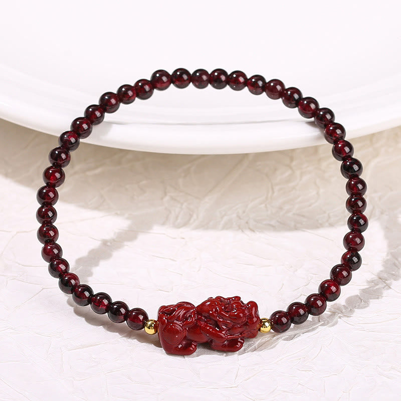 Pulsera protectora de cuentas cuadradas de cuarzo fresa PiXiu con piedras de Buda, granate y cinabrio