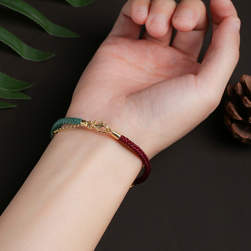 Pulsera de hilo rojo y verde con diseño de vaina de loto y piedras de Buda en plata de ley 999