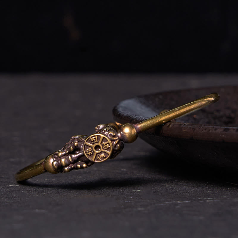 Pulsera de cobre y latón con piedras de Buda Pi Xiu y brújula, símbolo de la suerte y la riqueza.