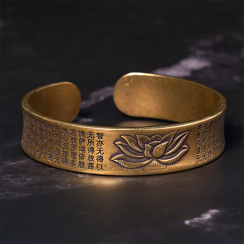 Brazalete de la paz de cobre y latón con sutra del corazón y flor de loto de Buda