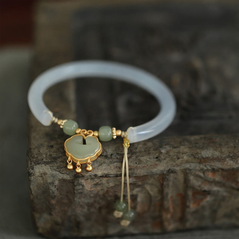 Brazalete de media pulsera con piedras de Buda, calcedonia, jade hetiano, plata de ley 925, nube auspiciosa, candado Ruyi, armonía