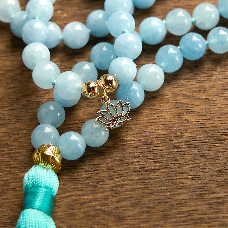 Pulsera de curación de loto con borla de aguamarina y 108 cuentas de mala de Buda