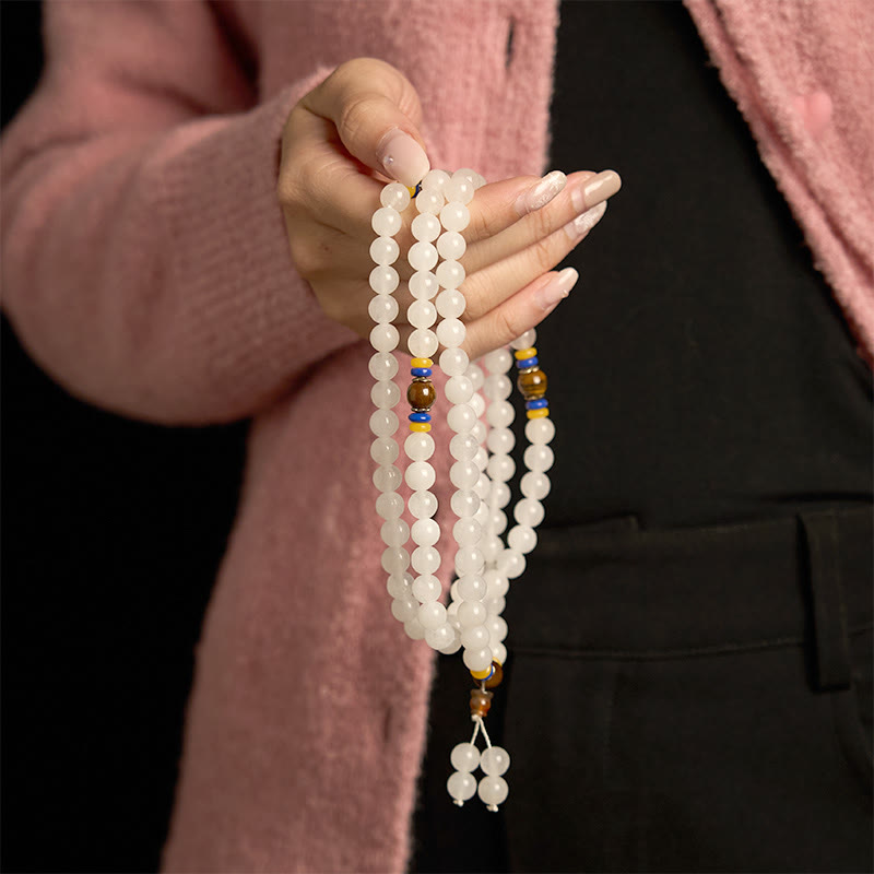 Pulsera de jade de seda dorada natural con 108 cuentas de mala de Buda para la riqueza y la suerte