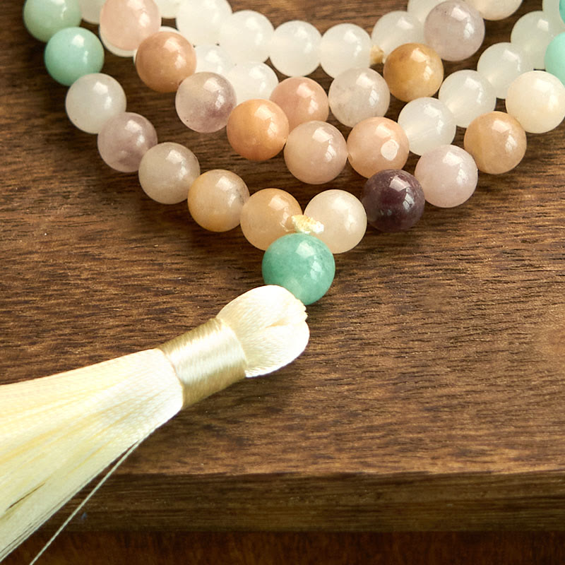 Pulsera curativa con 108 cuentas de mala de jade blanco natural y amazonita con borla blanca