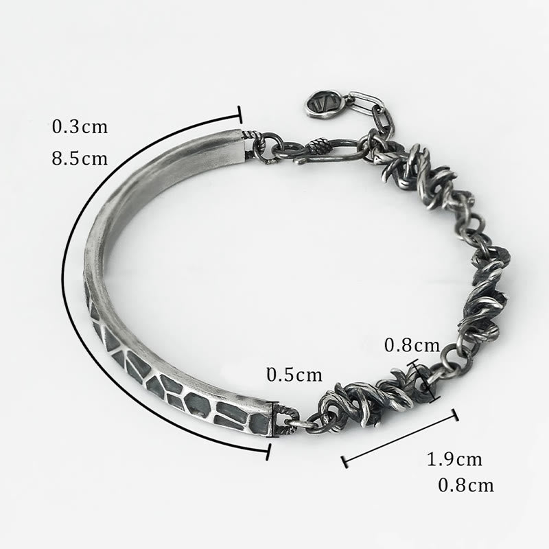 Media pulsera de protección con espinas y diseño de martillo de piedras de Buda en plata de ley