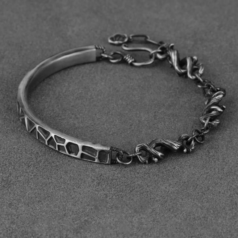 Media pulsera de protección con espinas y diseño de martillo de piedras de Buda en plata de ley