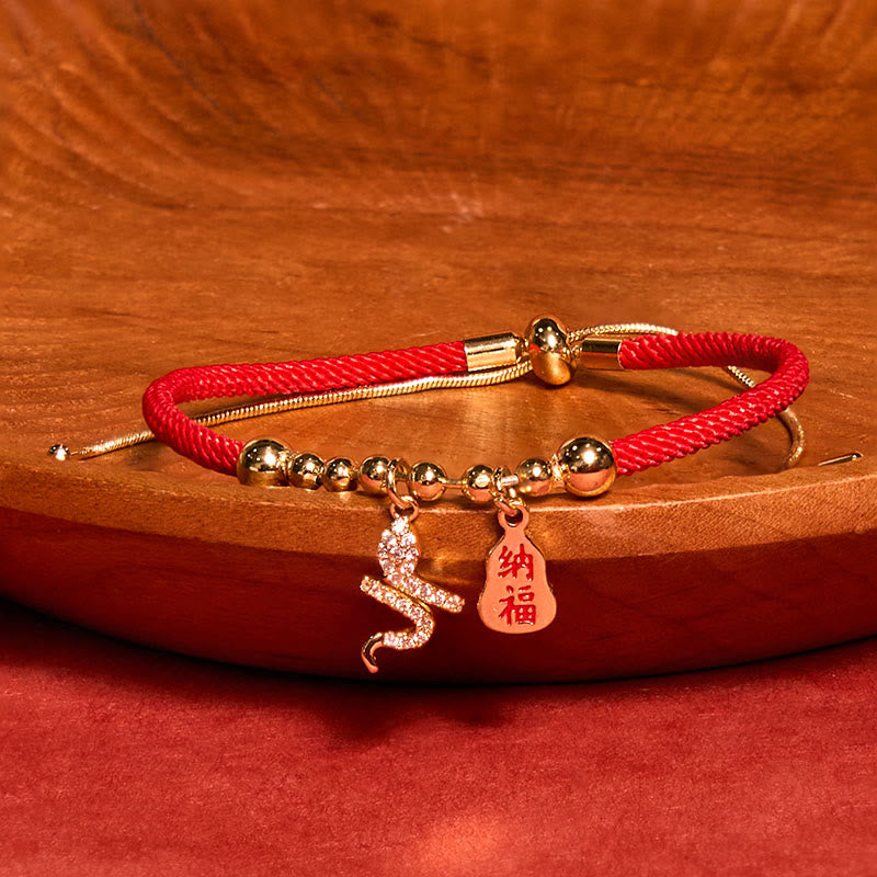 Pulsera trenzada de protección del Año de la Serpiente con el símbolo Fu de hilo rojo hecha a mano con piedras de Buda