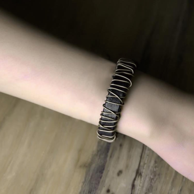 Pulsera de equilibrio con piedras de Buda, cuero vintage, cobre, latón y alambre enrollado
