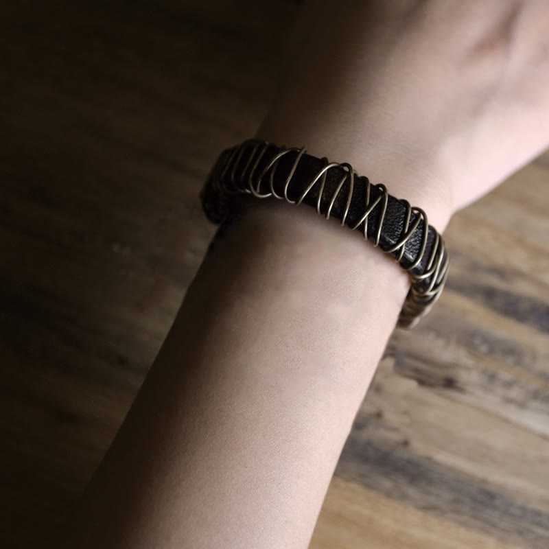 Pulsera de equilibrio con piedras de Buda, cuero vintage, cobre, latón y alambre enrollado