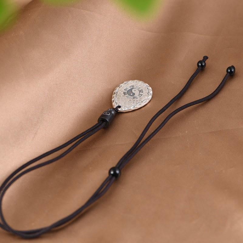 Collar con colgante de plata de ley 999 con diseño de gota de agua y Yin Yang Bagua, piedras de Buda, armonía y equilibrio