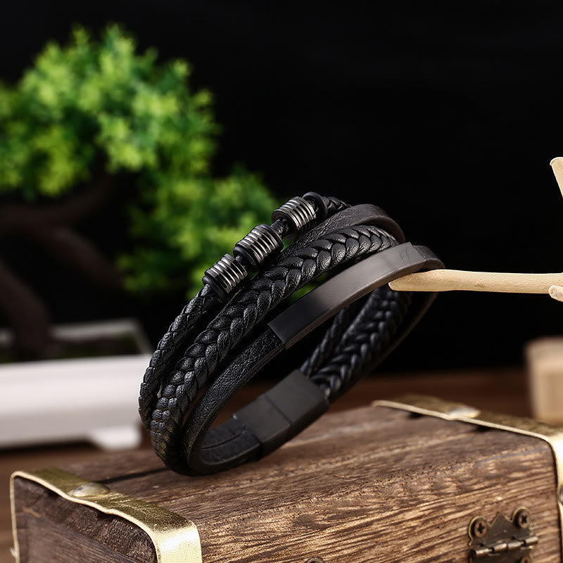 Pulsera trenzada multicapa de cuero y acero de titanio con hebilla magnética y piedras de Buda