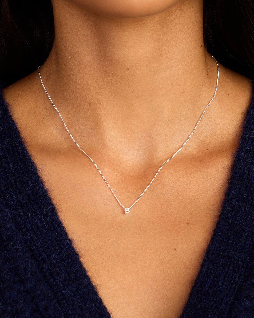 Collar con el alfabeto Wilder Mini