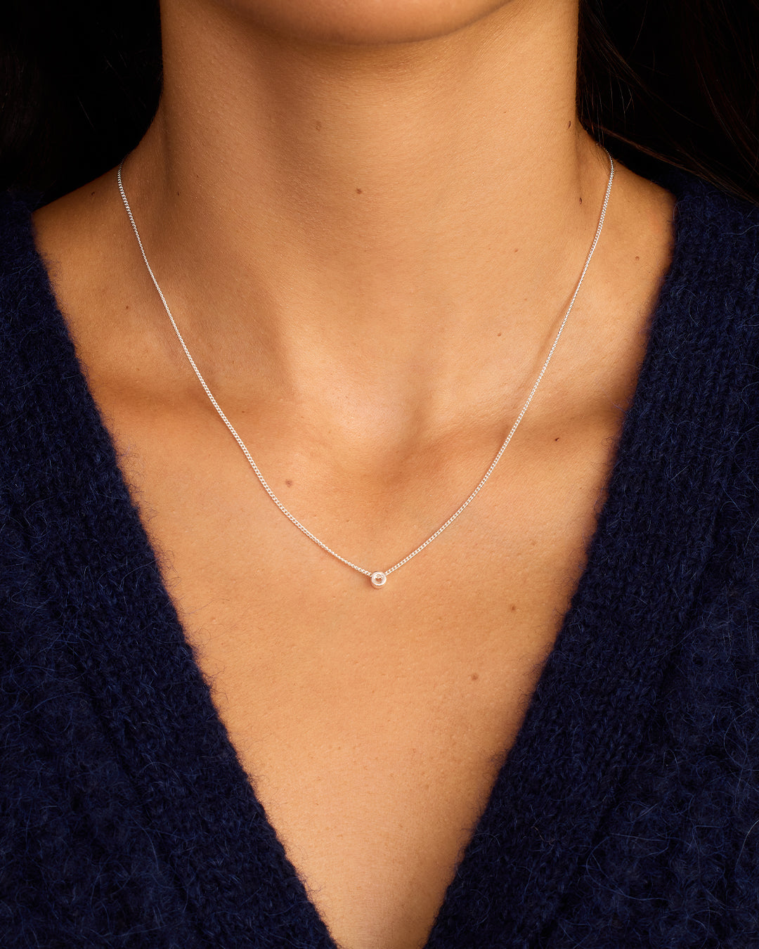 Collar con el alfabeto Wilder Mini