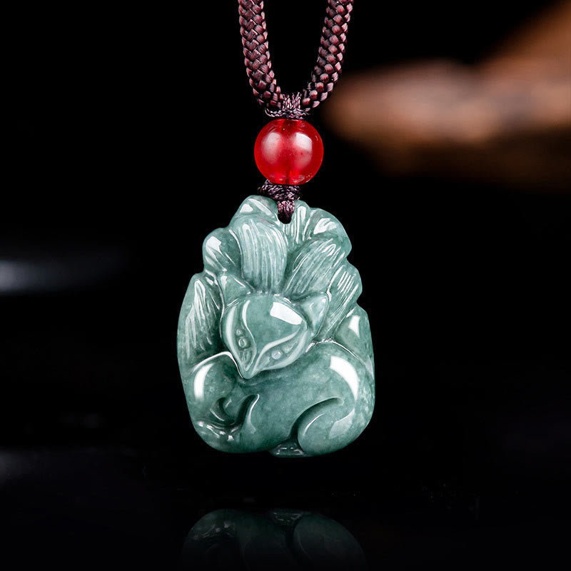 Colgante de prosperidad con zorro de nueve colas grabado en jade verde natural y piedras de Buda