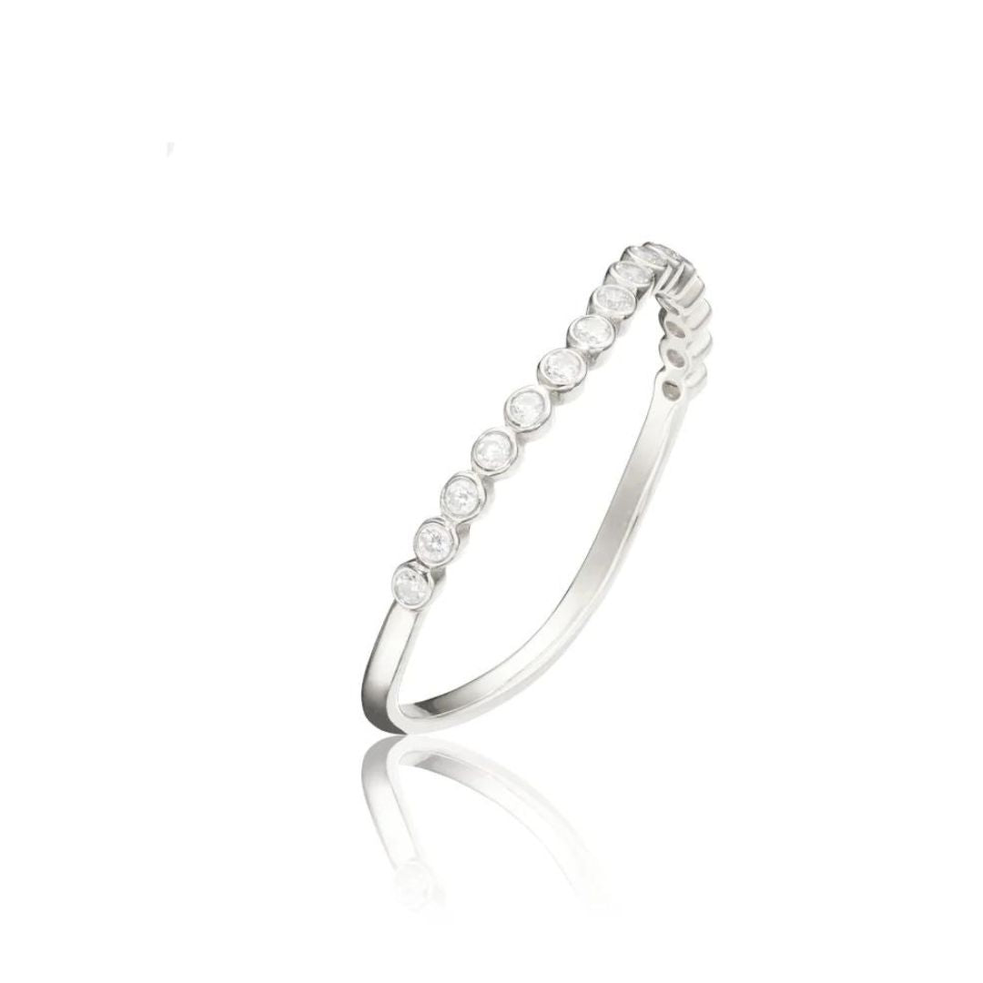 Anillo de diamantes estilo ola de plata
