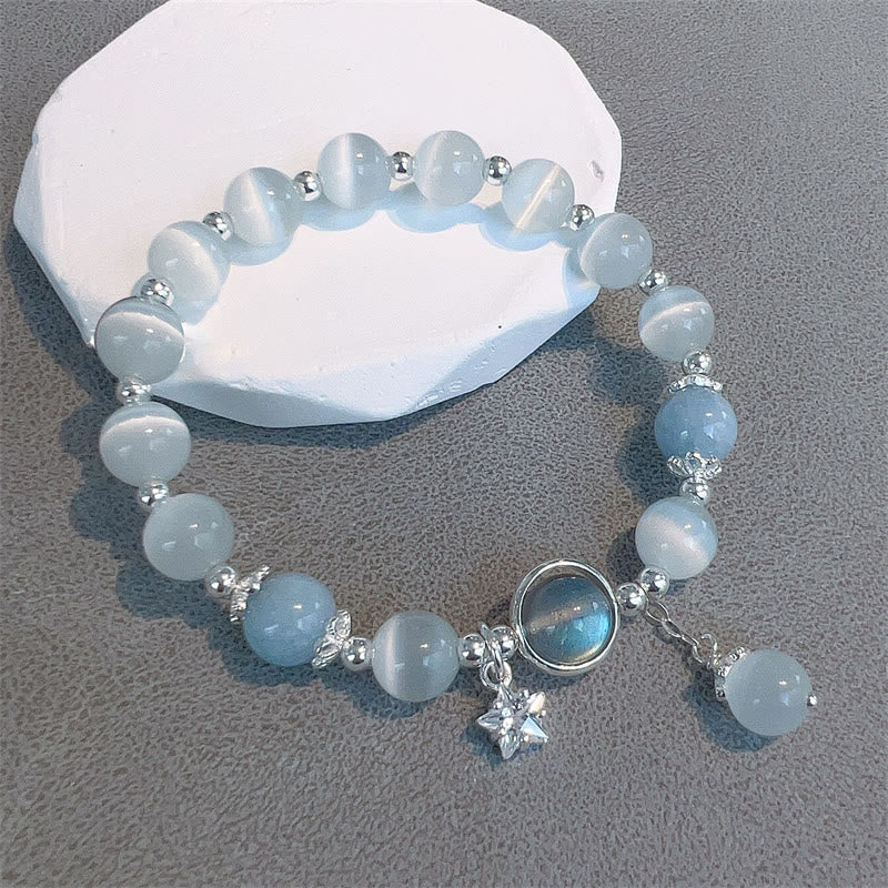 Pulsera de soporte con dije de estrella y mariposa con piedra lunar y ojo de gato de Buddha Stones
