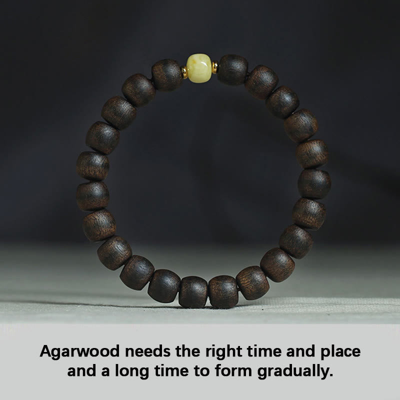 Buddha Stones Seltenes Brunei-Adlerholz-Bernstein-Armband mit Balance, Frieden und Ruhe