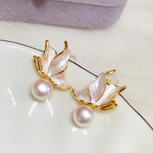 Pendientes de plata de ley 925 con diseño de mariposa y cuentas de perla natural bañadas en cobre y perlas de Buda