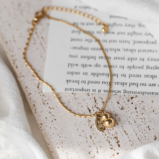 Tobillera con hebilla de riqueza y diseño de calabaza de la suerte en oro de 18 quilates con piedras de Buda