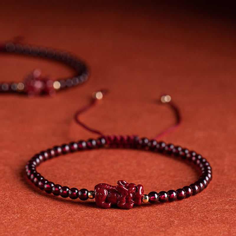 Buddha-Steine Granat Zinnober PiXiu Blessing Calm String Armband