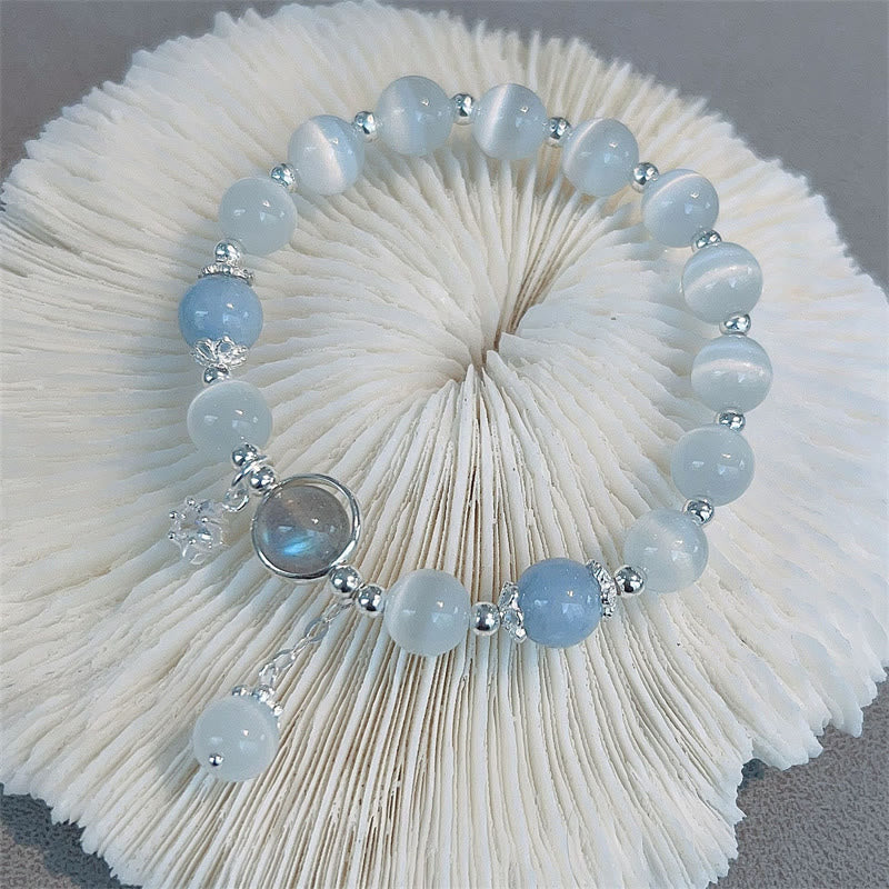 Pulsera de soporte con dije de estrella y mariposa con piedra lunar y ojo de gato de Buddha Stones