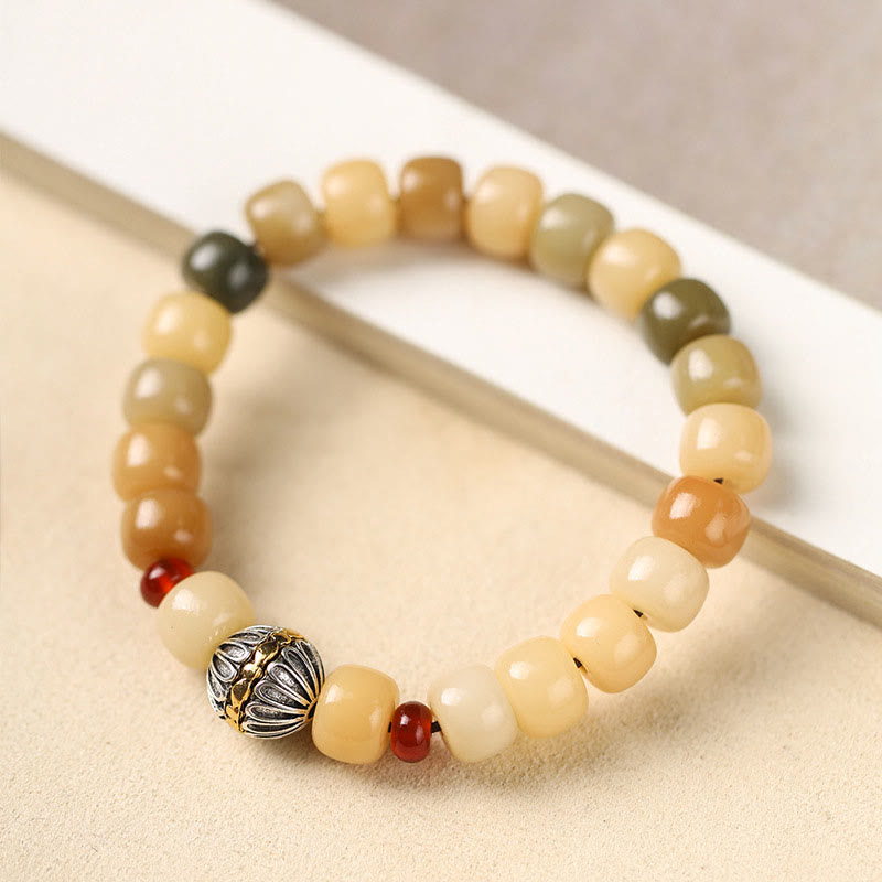 Pulsera de sabiduría Om Mani Padme Hum con semillas de Bodhi naturales de Buda y el Señor del Bosque Cadáver