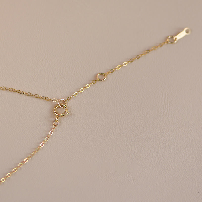 Collar con colgante de gato y gatito de la suerte con concha de jade hetiano y perla bañada en oro de 14 quilates con piedras de Buda