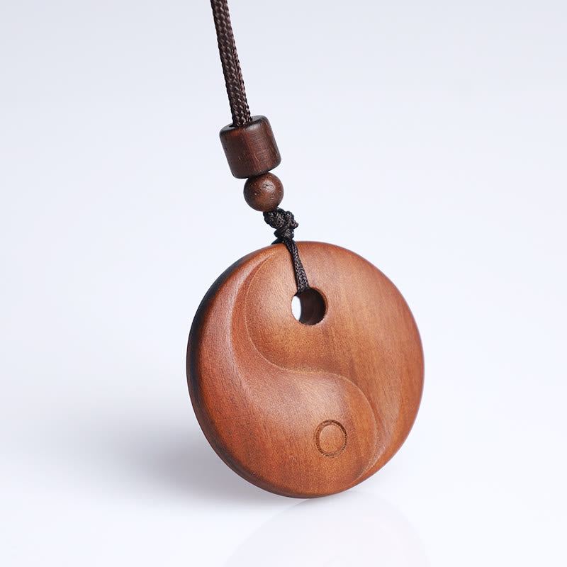 Collar con colgante de protección de la suerte con piedras de Buda, madera de azufaifo impactada por un rayo y Yin Yang
