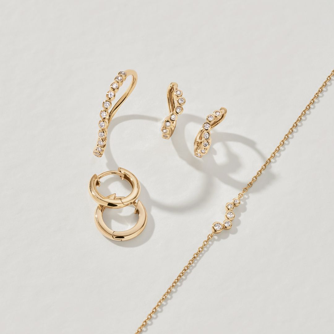 Gold Diamond Style Wave Bracelet