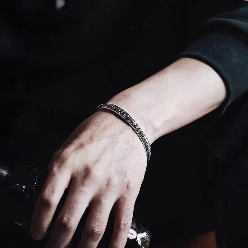 Brazalete de la suerte y la riqueza con diseño vintage de escamas de dragón y piedras de Buda