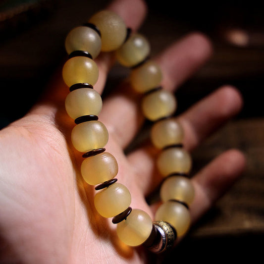 Pulsera tibetana de Om Mani Padme Hum con cuerno de oveja hecha a mano con piedras de Buda