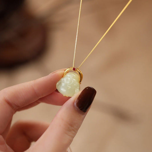 Collar con colgante de Buda sonriente de jade hetiano natural en plata de ley 925 con piedras de Buda