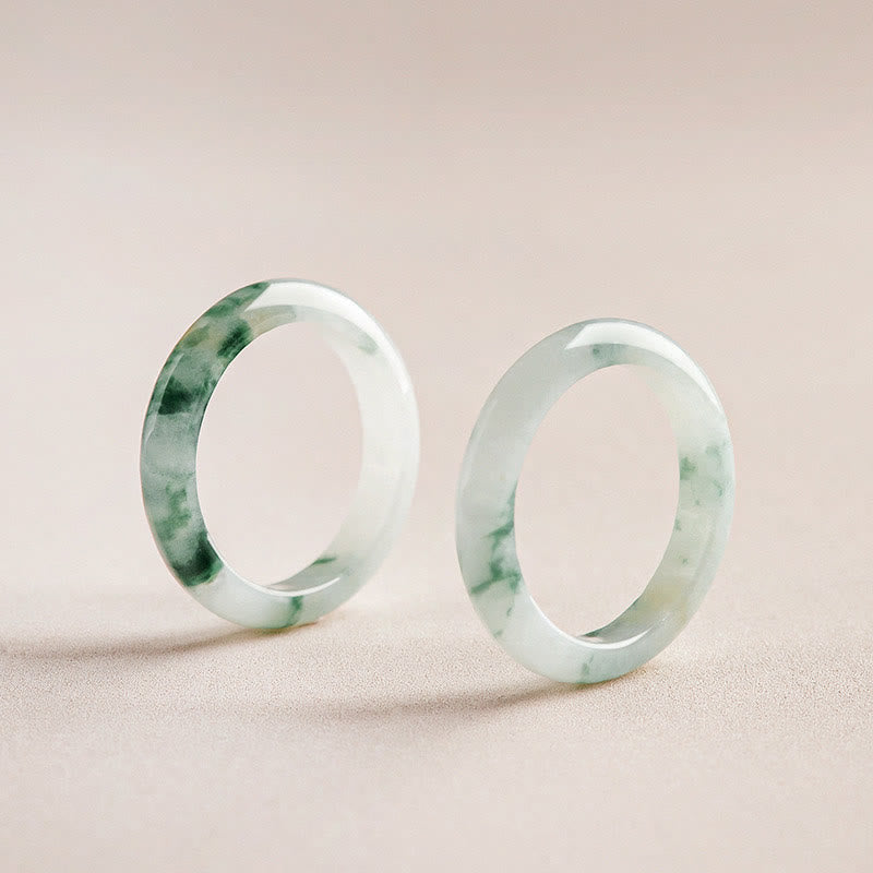 Anillo de jade verde natural con piedras de Buda para la suerte y la abundancia