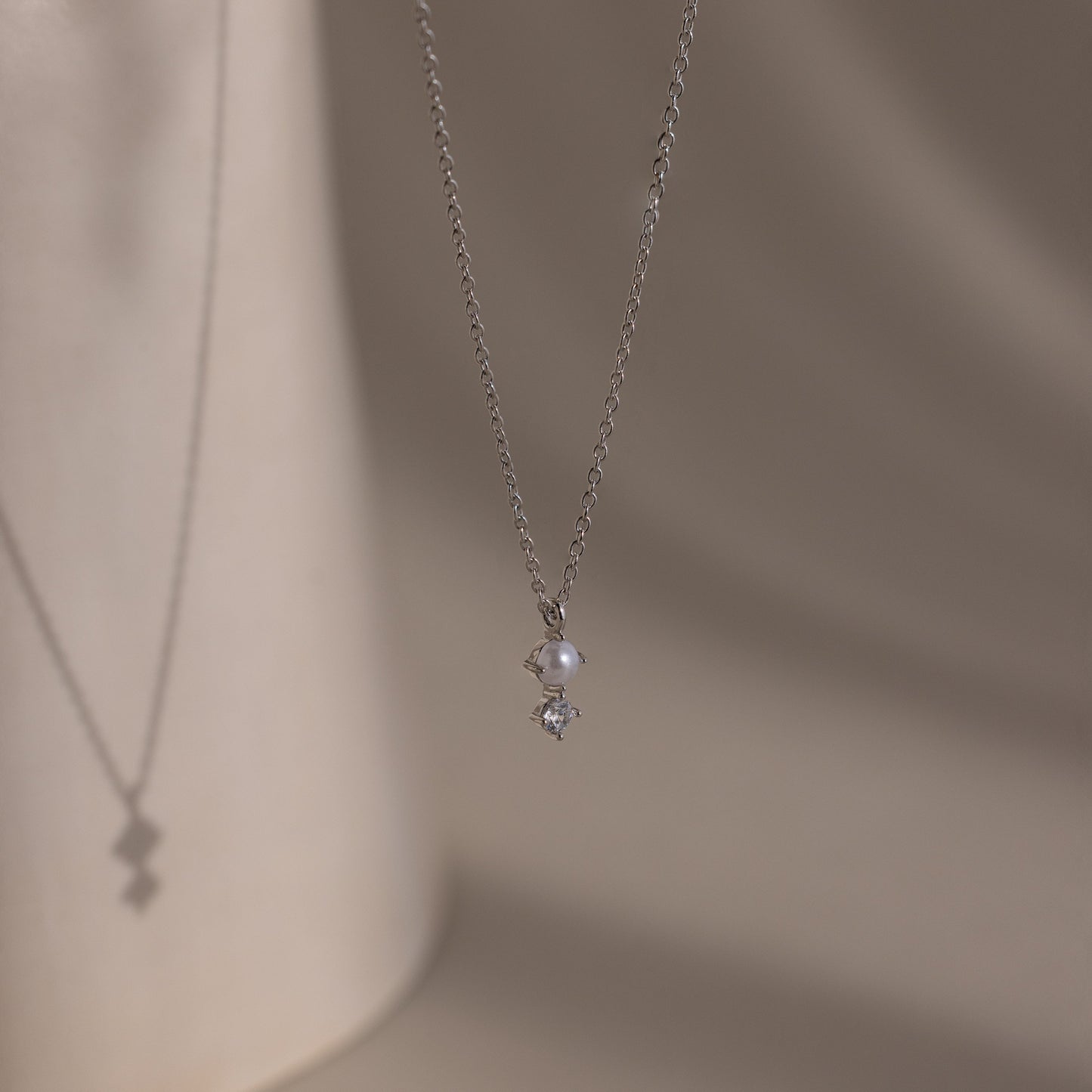 Collar de perla y diamante